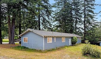 17144 PARKVIEW Dr, Brookings, OR 97415