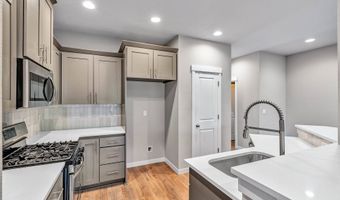 12706 SE ZION St, Boring, OR 97009