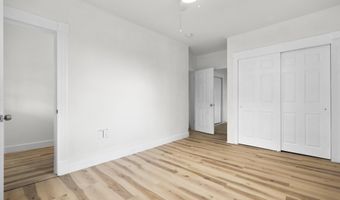 18 Park St, Bristol, CT 06010