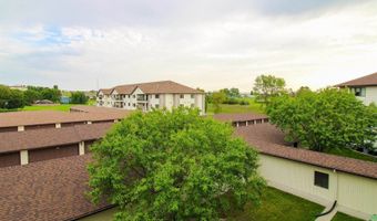 2900 N 4th St #305, Bismarck, ND 58503