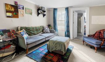 176 Court St, Bangor, ME 04401