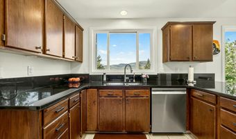 1927 Tamarack Pl, Ashland, OR 97520