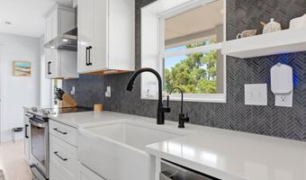 3736 Janiero Rd, Arapahoe, NC 28510