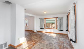 112 Windsor St, Alma, MI 48801