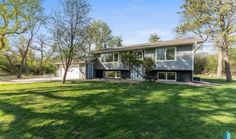 20395 Northgrove Loop, Brookings, SD 57006