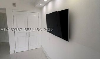 19707 Turnberry Way 24B, Aventura, FL 33180