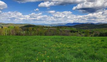 762 McLaren Hill Rd, Barnet, VT 05821