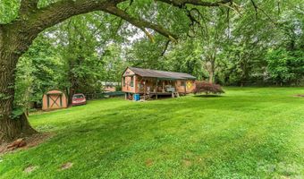 10 Oak Leaf Ln, Arden, NC 28704