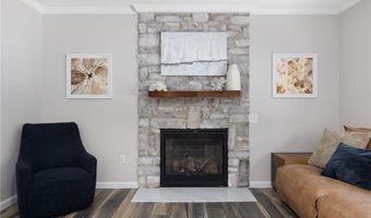 64 Fieldstone Ln, North Kingstown, RI 02874