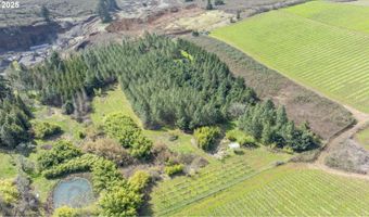 Three Trees Ln, Amity, OR 97101