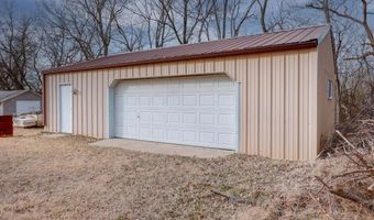 625 N 9th St, Arkansas City, KS 67005