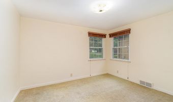 1027 W Superior St, Alma, MI 48801
