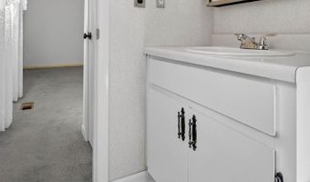 1920 VALLEY CREEK Rd, Anniston, AL 36207