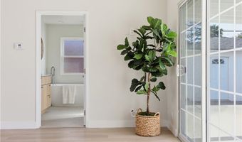 6200 W 77th St, Los Angeles, CA 90045