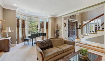 3300 Kuliga Park Dr, Cincinnati, OH 45248