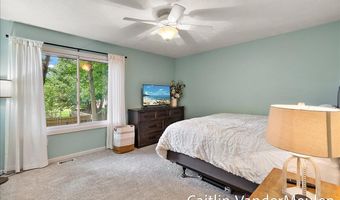 11035 Timberline Dr, Allendale, MI 49401