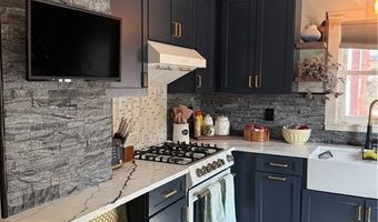 530 Post Rd, Warwick, RI 02888