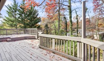 4024 IVA Ln, Annandale, VA 22003