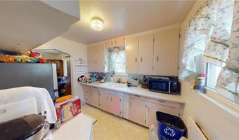 430 Ulstad Ave, Albert Lea, MN 56007