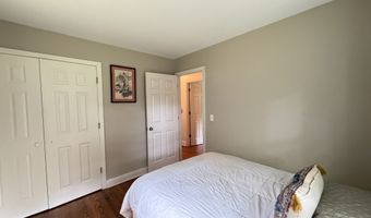 11 Hall Passway, Danbury, CT 06811