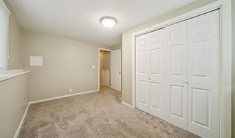 1713 N Terry Ln, Andover, KS 67002