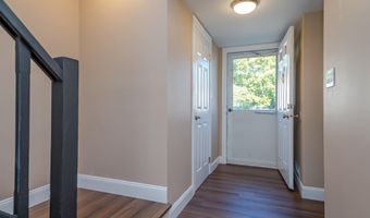 255 Garth Ct, Old Bridge, NJ 08857