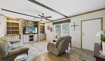 425 Pfeiffer Rd, Batesville, AR 72501