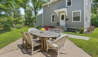200 Meadow St, Branford, CT 06405