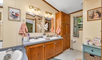 130 Sugar Hill Dr, Bristol, NH 03222