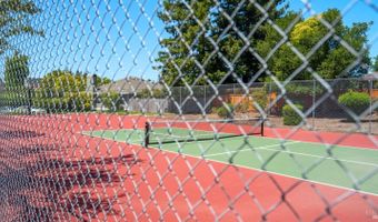 1824 Arroyo Sierra Ct, Santa Rosa, CA 95405