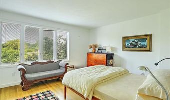 25 Fort Hill Rd, Bristol, RI 02809