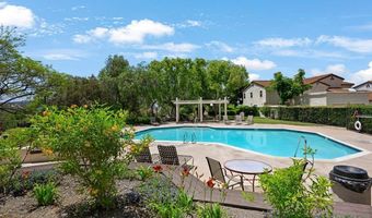 701 Fino Gln, Escondido, CA 92025
