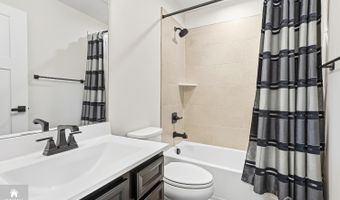 19 Kiln Dr 219, Aberdeen, NJ 07721