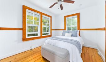 2048 KALANIANAOLE St, Hilo, HI 96720