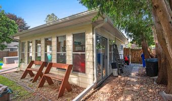 1312 N VIOLA St, Appleton, WI 54911