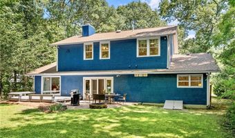 6 North Ln, Barrington, RI 02806