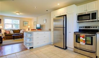 70 Carroll Ave 1113, Newport, RI 02840