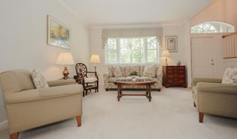 48 Essex Rd, Bedford, NH 03110