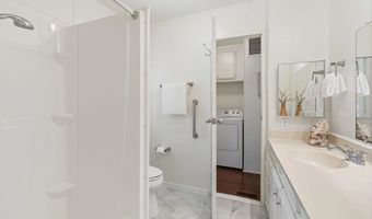 7026 San Bartolo St 18, Carlsbad, CA 92011