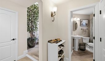 20 Firedrake Ter, Henderson, NV 89074