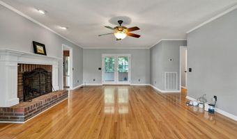 3046 Hawthorne St, Athens, TN 37303