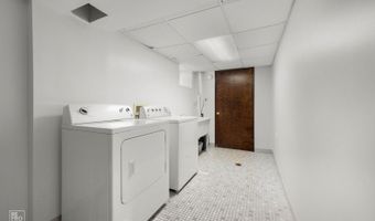641 E Belmont Ave, Addison, IL 60101