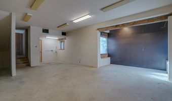 26 La Canada Rd, Arroyo Seco, NM 87514