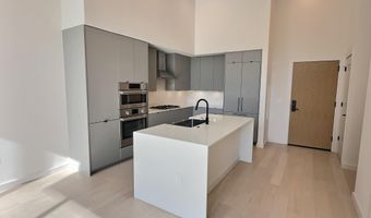 3030 POTOMAC Ave Th6, Arlington, VA 22202