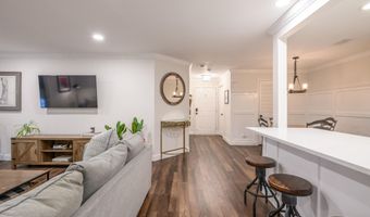 816 Wedgewood Cir, Belford, NJ 07718