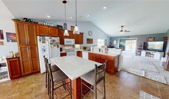 1987 Paradise Rd, Albert Lea, MN 56007