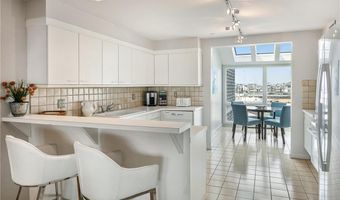 31 Coddington Wharf 24, Newport, RI 02840