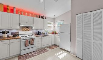 1437 Castle Mill Dr, Arnold, MO 63010