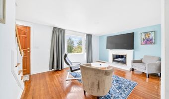 216 Hartford Ave, Bellingham, MA 02019