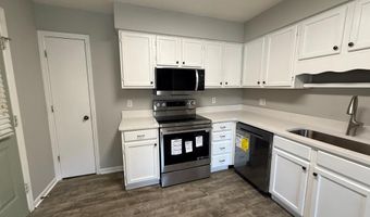 1010 DEKALB St, Auburn, GA 36830